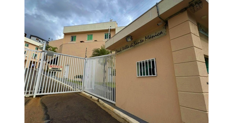 Sobrado à venda no Bairro do Jardim Santa Monica na Avenida Santa Mônica 326,