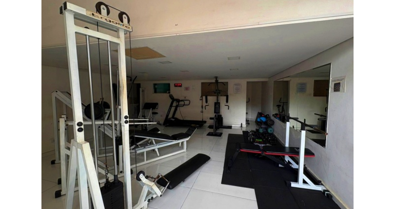 Sobrado à venda no Bairro do Jardim Santa Monica na Avenida Santa Mônica 326,