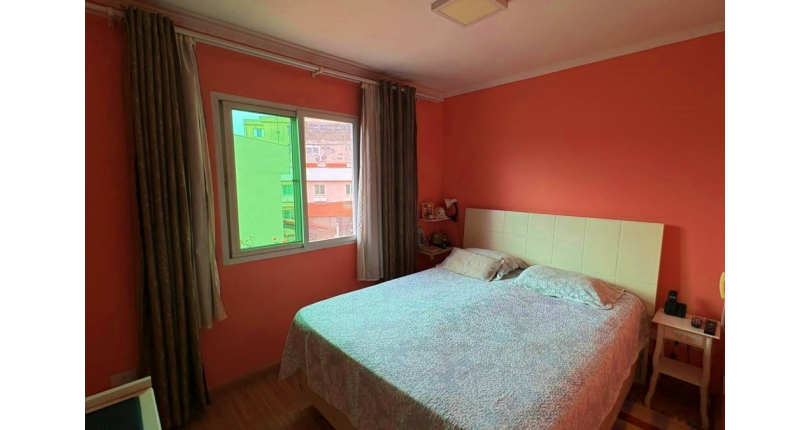 Sobrado à venda no Bairro do Jardim Santa Monica na Avenida Santa Mônica 326,