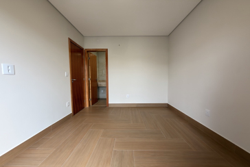 Sobrado novo à venda no Bairro da Vila Mangalot na Rua Itapinima,