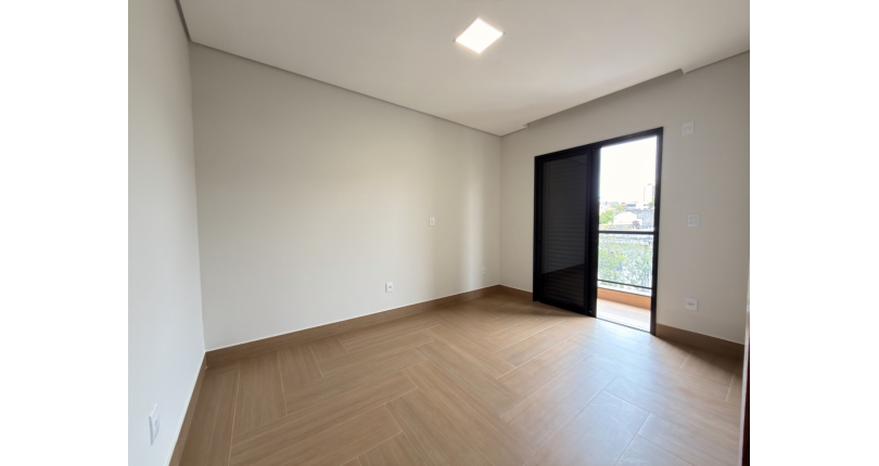 Sobrado novo à venda no Bairro da Vila Mangalot na Rua Itapinima,