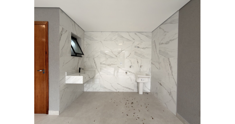 Sobrado novo à venda no Bairro da Vila Mangalot na Rua Itapinima,