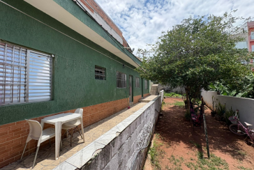  Casa à venda em Osasco no Bairro da Ayrosa na Rua Francisco de Almeida