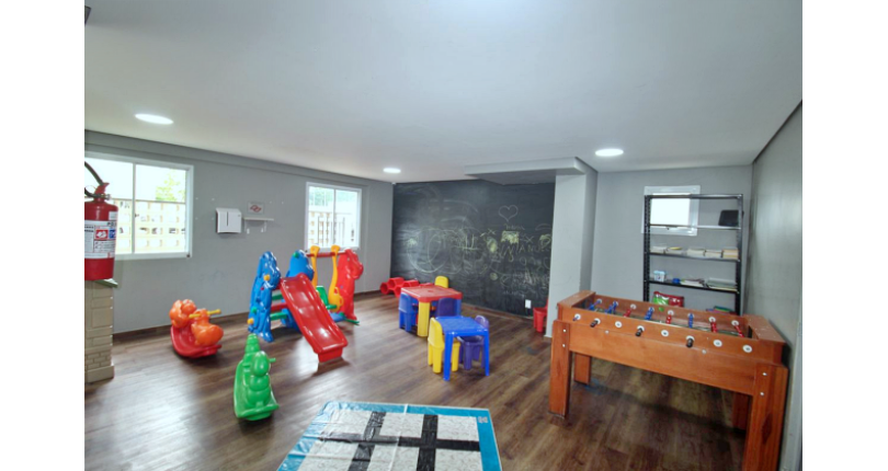 Apartamento à venda no Bairro do Parque Maria Domitila na Rua Willis Roberto Banks 525