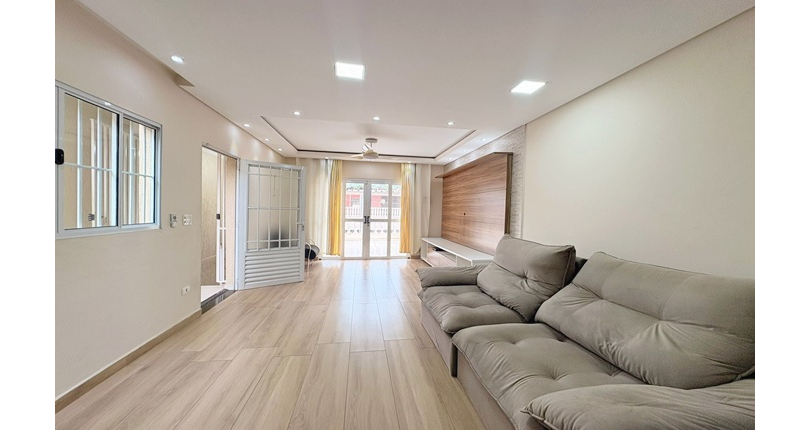 Sobrado à venda no Bairro do Jardim Santa Fé (Zona Oeste) na Rua Floriano Alves da Costa