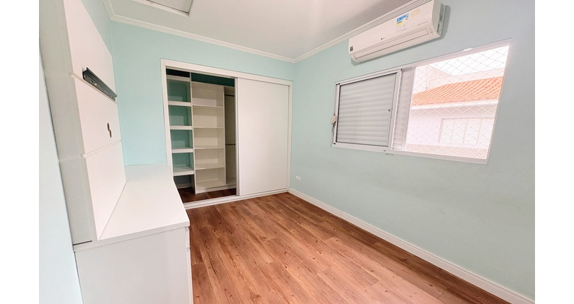 Sobrado à venda no Bairro do Jardim Santa Fé (Zona Oeste) na Rua Floriano Alves da Costa