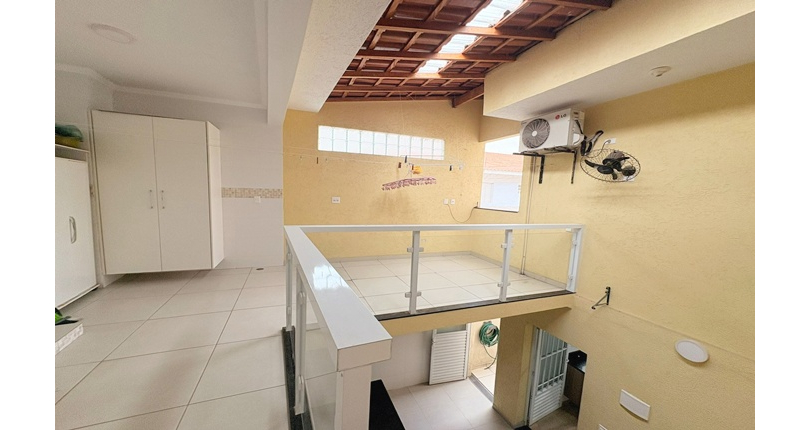 Sobrado à venda no Bairro do Jardim Santa Fé (Zona Oeste) na Rua Floriano Alves da Costa