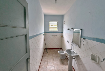 Casa Térrea à venda no Bairro do Jardim Regina na Rua Andrade Velosino,