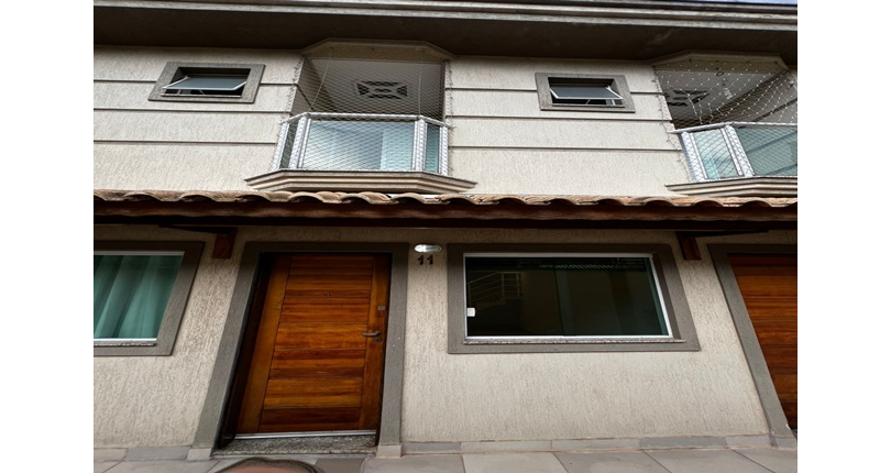  Sobrado à venda no Bairro do Jaraguá na Avenida Jerimanduba 843,