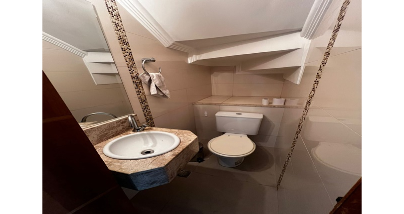  Sobrado à venda no Bairro do Jaraguá na Avenida Jerimanduba 843,