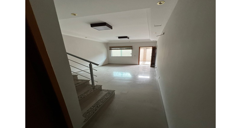  Sobrado à venda no Bairro do Jaraguá na Avenida Jerimanduba 843,