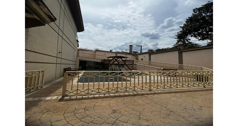  Sobrado à venda no Bairro do Jaraguá na Avenida Jerimanduba 843,