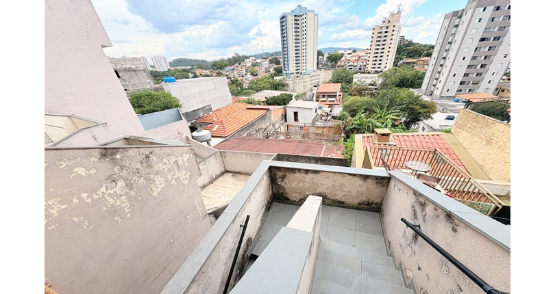  Sobrado à venda no Bairro da Vila Boaçava na Rua Ribeirão Vermelho,