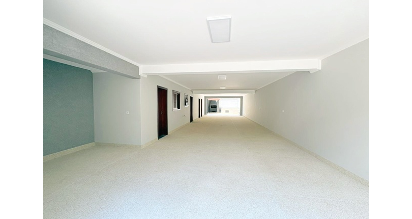  Sobrado à venda no Bairro do Jardim Regina na Rua José Baroncelli,