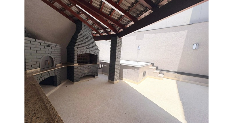  Sobrado à venda no Bairro do Jardim Regina na Rua José Baroncelli,