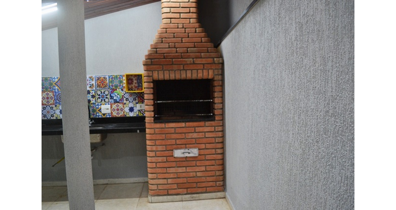 Sobrado à venda no Bairro do Jardim Líbano na Rua Afonso Lobardi,