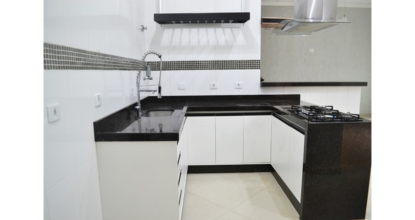 Sobrado à venda no Bairro do Jardim Líbano na Rua Afonso Lobardi,