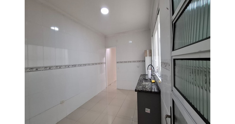 Lindo Sobrado à venda no Bairro do City Recanto Anastácio na Rua João Ferrero Versino