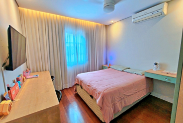 Sobrado à venda no Bairro da Vila Guedes na Rua Doutor Nuno de Andrade