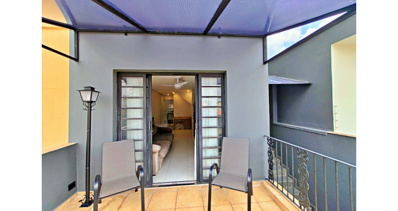 Sobrado à venda no Bairro da Vila Guedes na Rua Doutor Nuno de Andrade