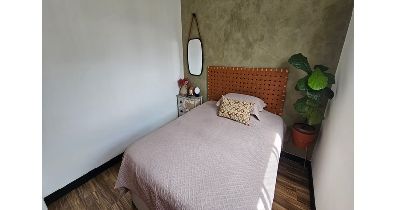  Apartamento à venda no Bairro do Jardim Íris na Avenida Raimundo Pereira de Magalhães 2616,