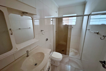 Casa assobradada à venda no Bairro do Jardim Vista Linda na Rua Francisco Beltrão