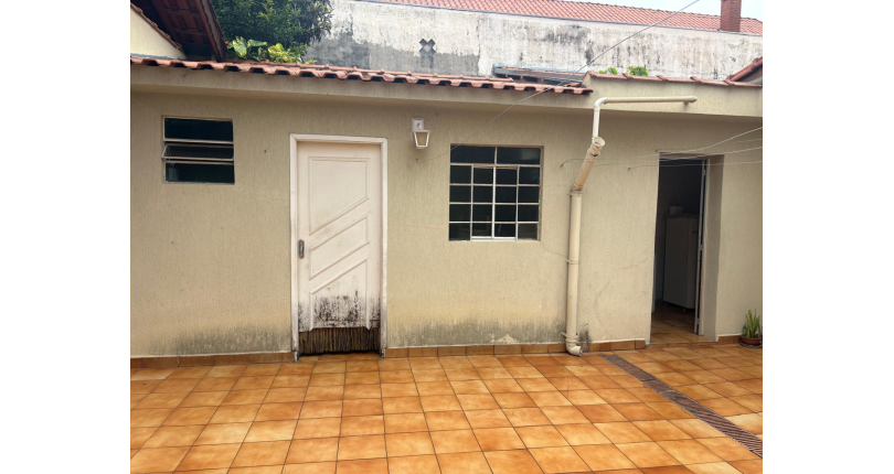 Casa à venda no Bairro do Parque São Domingos 