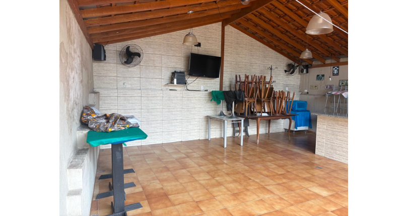 Casa à venda no Bairro do Parque São Domingos 