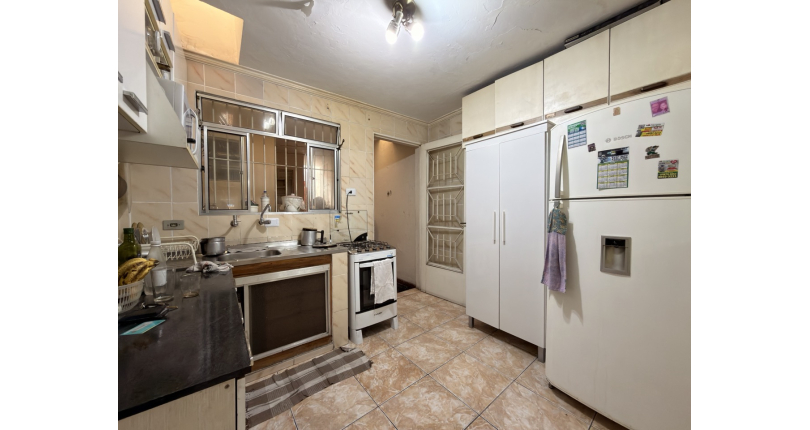 Sobrado à venda no Bairro da Vila dos Remédios na Rua Antônio Ayrosa