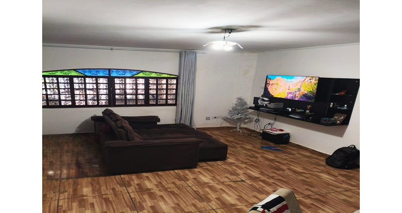 Sobrado à venda no Bairro do Conjunto Residencial Vista Verde na Rua Ricardo Abed,