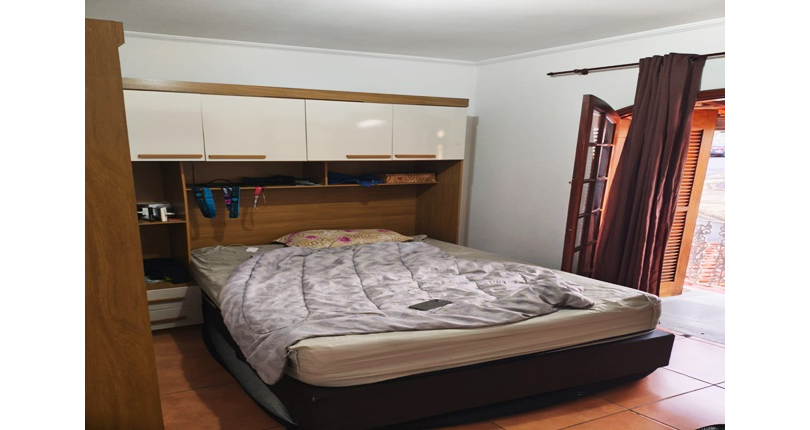 Sobrado à venda no Bairro do Conjunto Residencial Vista Verde na Rua Ricardo Abed,