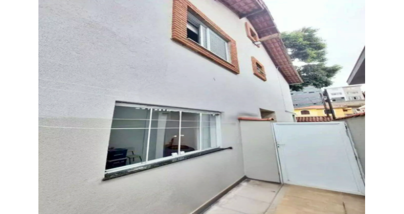 Lindo Sobrado à venda no Bairro do Parque São Domingos na Rua Waltrudes Correa