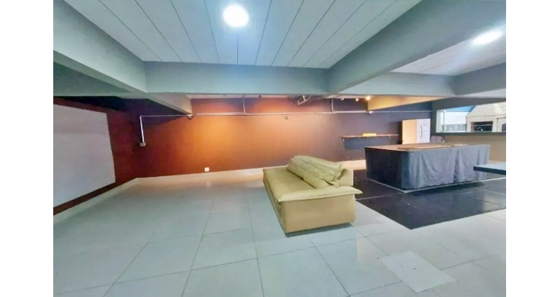 Lindo Sobrado à venda no Bairro do Parque São Domingos na Rua Waltrudes Correa