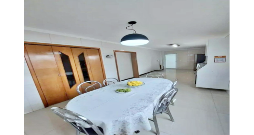 Lindo Sobrado à venda no Bairro do Parque São Domingos na Rua Waltrudes Correa