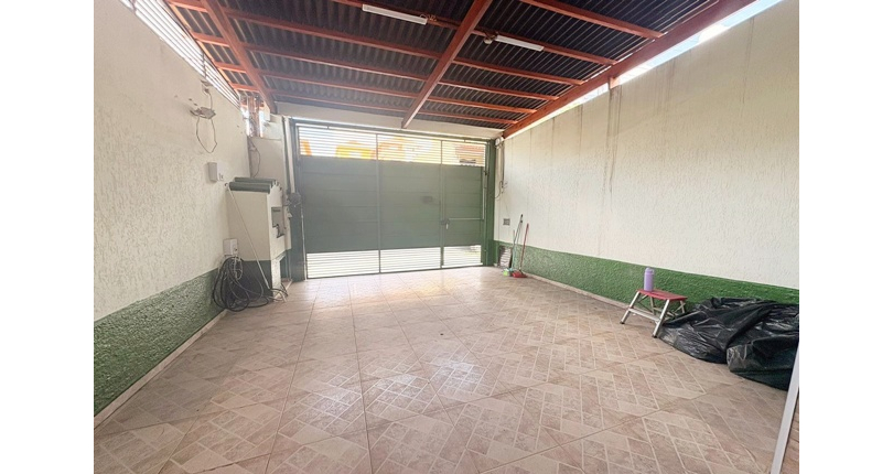  Sobrado à venda no Bairro do Jardim Santo Elias na Rua Durval Fernandes Chaves, 