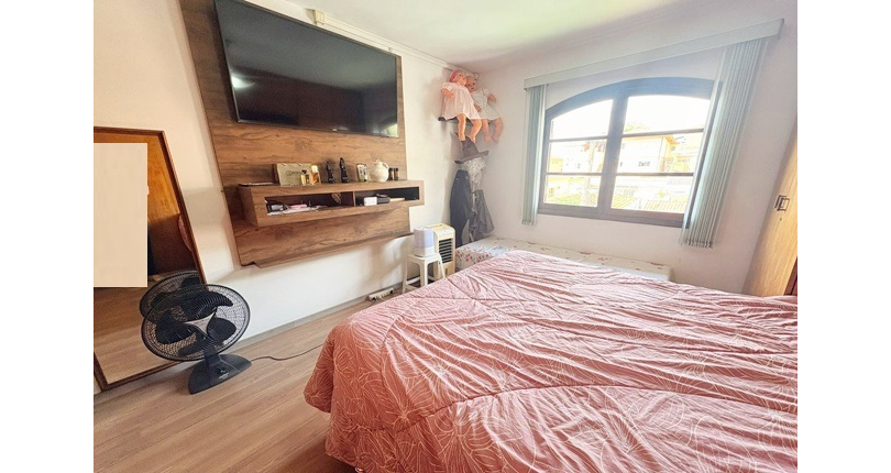  Sobrado à venda no Bairro do Jardim Santo Elias na Rua Durval Fernandes Chaves, 