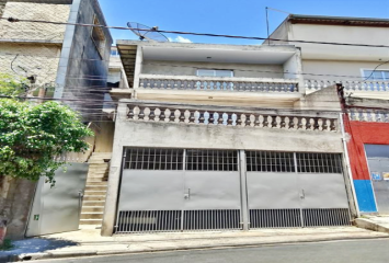  Sobrado à venda no Bairro do  Conjunto Habitacional Turística na Rua Parque do Itatiaia,