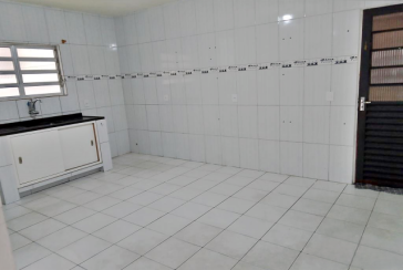  Sobrado à venda no Bairro do  Conjunto Habitacional Turística na Rua Parque do Itatiaia,