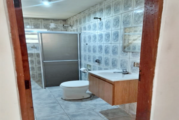  Sobrado à venda no Bairro do  Conjunto Habitacional Turística na Rua Parque do Itatiaia,