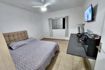  Sobrado à venda no Bairro do  Conjunto Habitacional Turística na Rua Parque do Itatiaia,