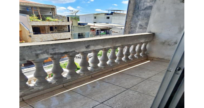  Sobrado à venda no Bairro do  Conjunto Habitacional Turística na Rua Parque do Itatiaia,