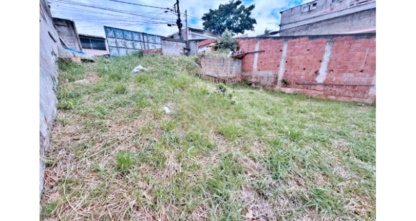 Terreno à venda no Bairro do Jardim Jaraguá na Rua Francisco Bellazzi