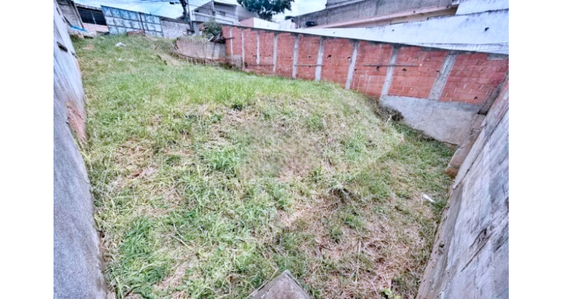 Terreno à venda no Bairro do Jardim Jaraguá na Rua Francisco Bellazzi