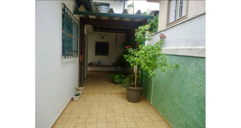  Casa Térrea à venda no Bairro do Parque São Domingos na Rua Brigadeiro Henrique Fontenelle 