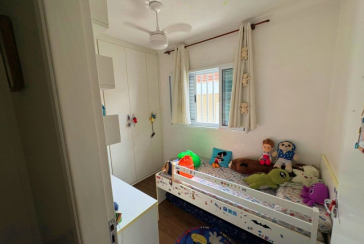 Sobrado à venda no Bairro do Jardim Vista Linda na Rua Erva Cidreira,