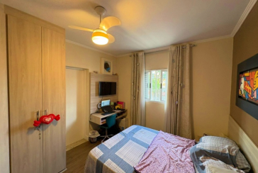 Sobrado à venda no Bairro do Jardim Vista Linda na Rua Erva Cidreira,