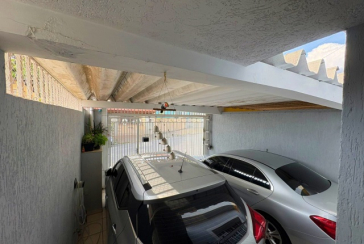 Sobrado à venda no Bairro do Jardim Vista Linda na Rua Erva Cidreira,