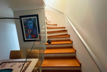 Sobrado à venda no Bairro do Jardim Vista Linda na Rua Erva Cidreira,