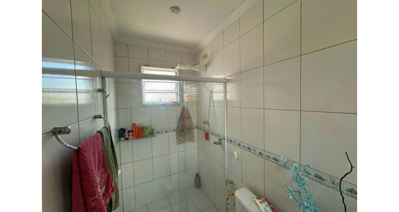 Sobrado à venda no Bairro do Jardim Vista Linda na Rua Erva Cidreira,