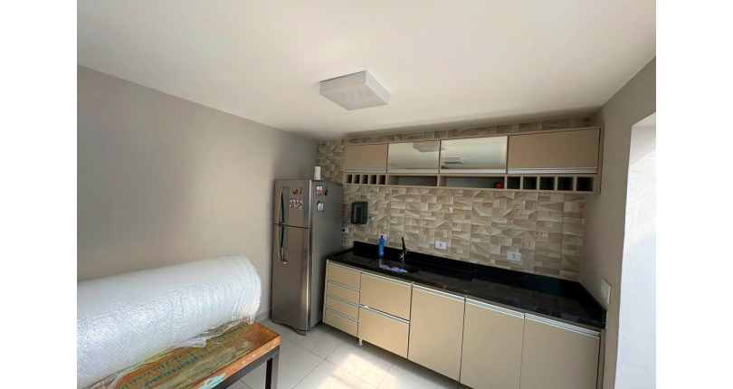 Sobrado à venda no Bairro do Jardim Vista Linda na Rua Erva Cidreira,